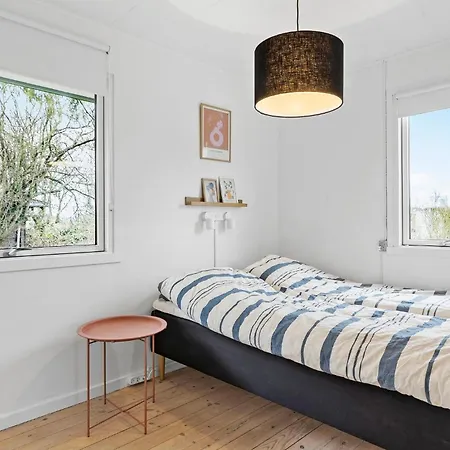 펜션 2 Bedroom Awesome In